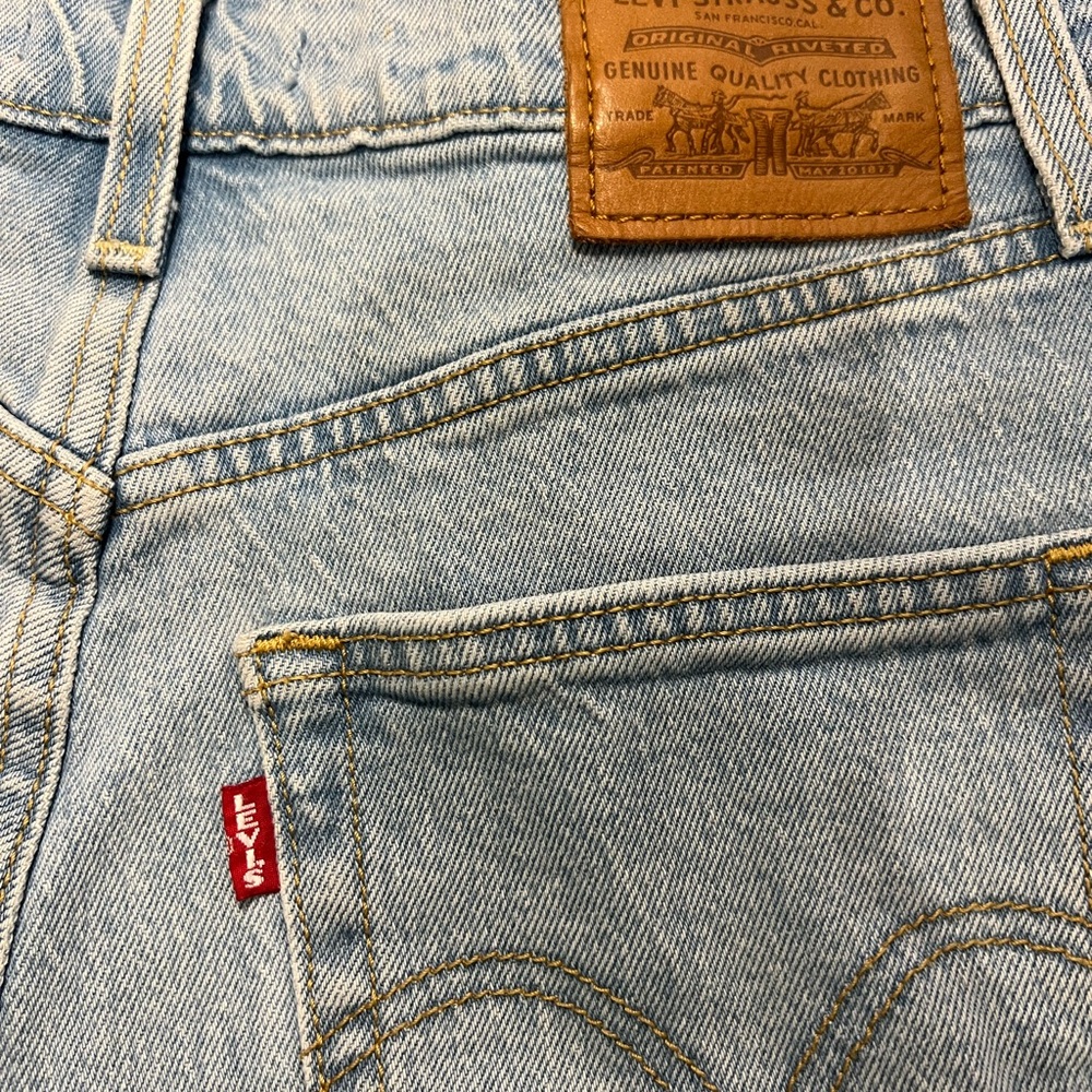 Levi's Light Blue Denim Jeans